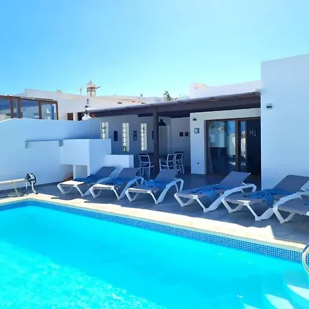 Вилла Nitho - Heated Pool, Panoramic View, Privacy