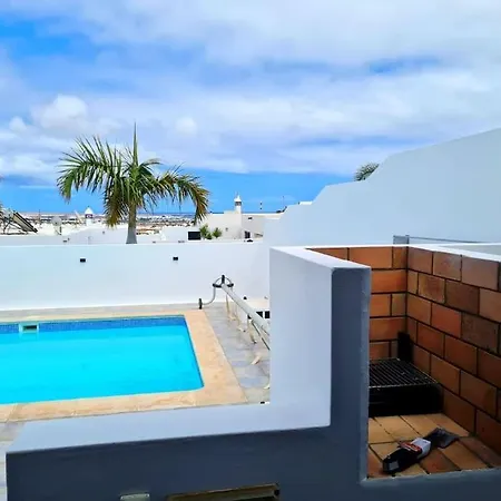 Вилла Nitho - Heated Pool, Panoramic View, Privacy