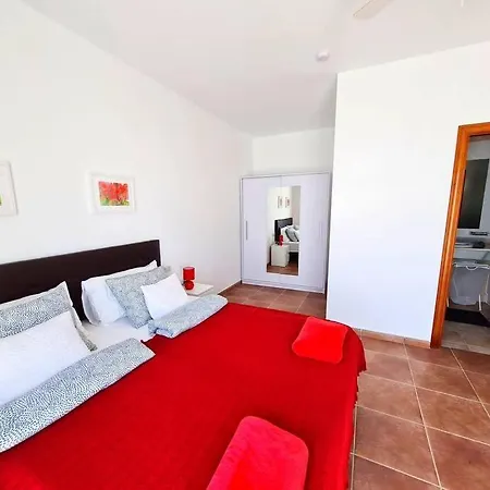 Nitho - Heated Pool, Panoramic View, Privacy Вилла Коста Бланка