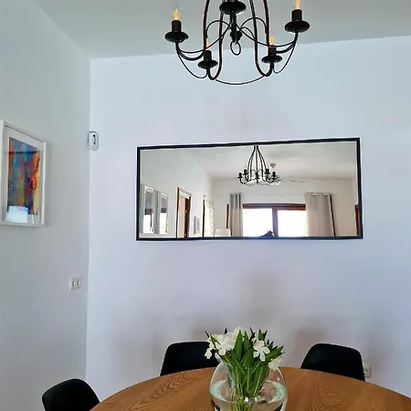 Nitho - Heated Pool, Panoramic View, Privacy *