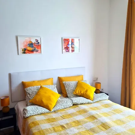 Nitho - Heated Pool, Panoramic View, Privacy Вилла Коста Бланка
